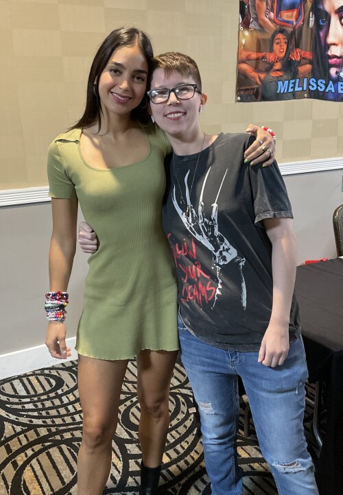 GUJxAmVXoAAq4zw210d4e7a742a981f