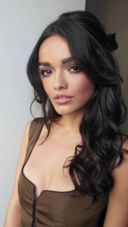 GUotg55WAAAFx2C69496399edabf14e