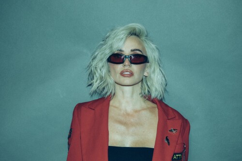 GVW0MzGWQAACOOida41242cbb81dd84