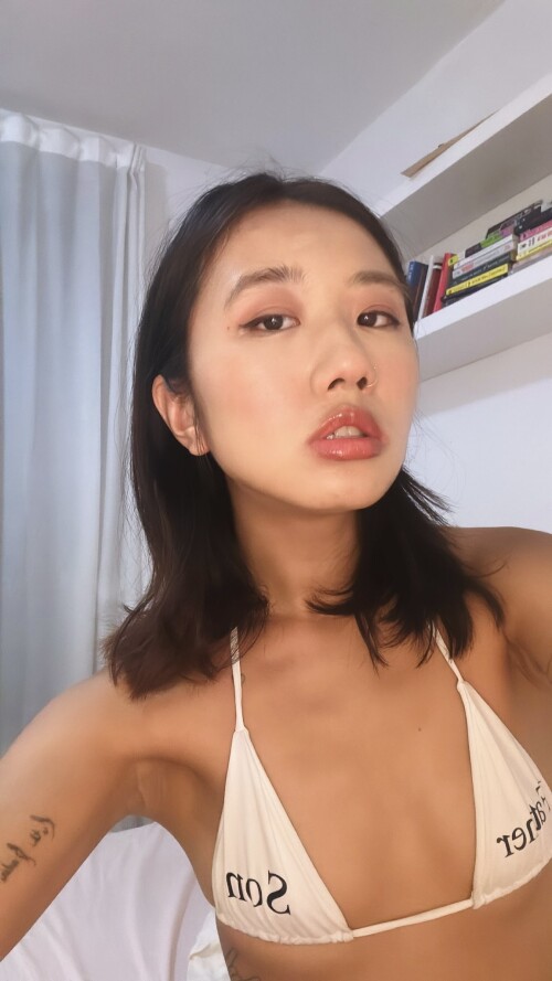 GVuB 9wWEAAgs2Cb77876247b0037a8