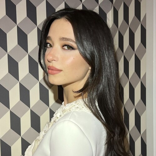 GW 548HXYAE0nnH7029aba6dbca4a27