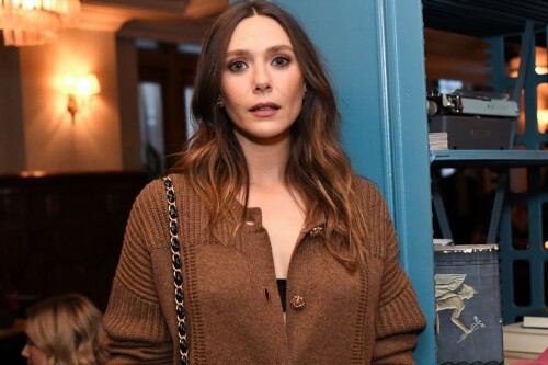 GW7H8uZWsAA 8NP06a975737afaf4a5