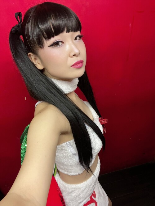 GW9rRvfbsAAZqCHe740bff3090f8f68