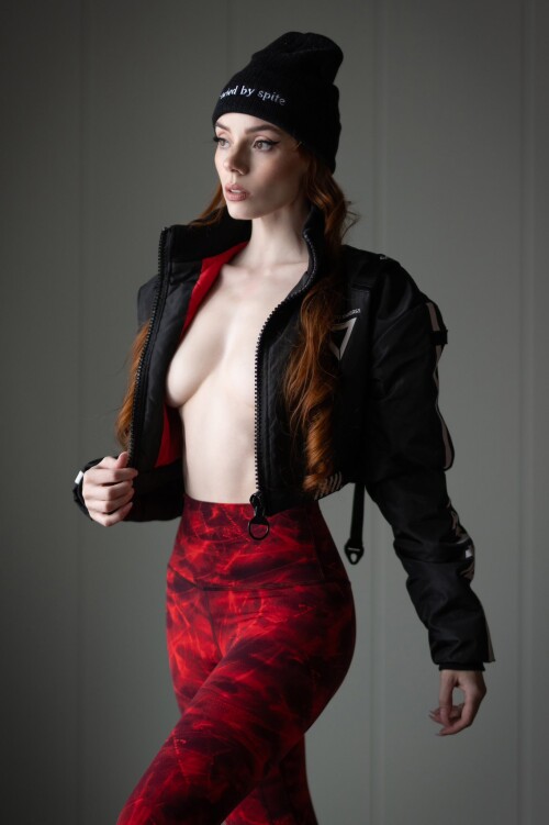 GX7yjAlW0AAZ2 mafe02cba260d95c1