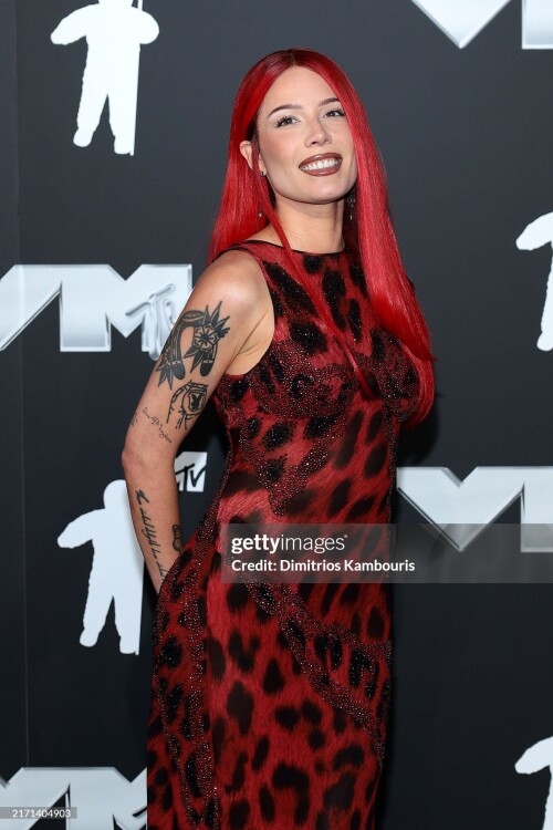 GXOvP yWoAAv0nI833c5fc8a39a0dda