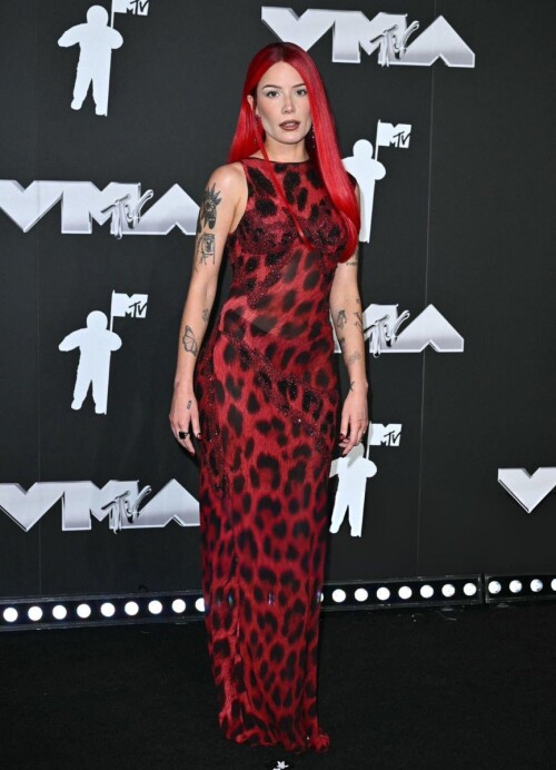 GXOwAk7XQAAzFf248b14f3213415613