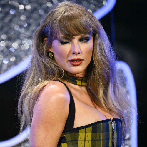 GXPeGfsXUAEkTnN2507712740258ad9