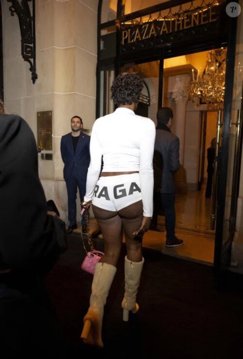 GYpuPjpWYAA 172775bdb09018c3f30