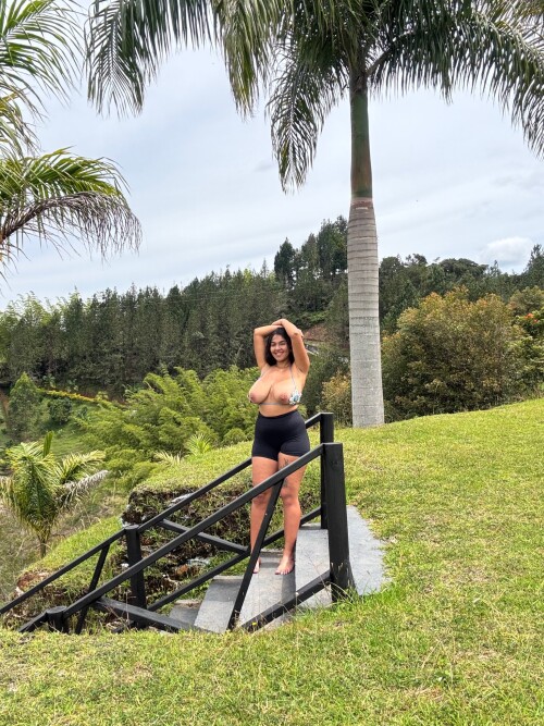 GZdKNQcWYAAE uU6f3ef899349fbf0a