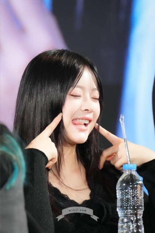 GaCmrN6XUAAN5ZF50b672264683bd97