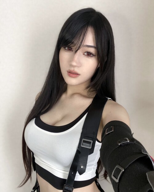 GackgbyaEAAnSCx76cda5eeab36a96b