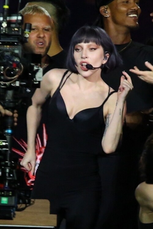 Gaga_02May25_11f11a5af08debcf0