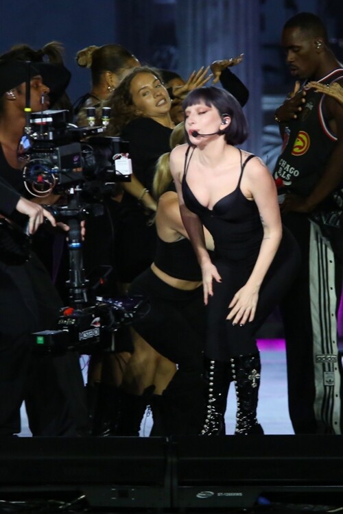 Gaga_02May25_416f3bae9ffa003fa