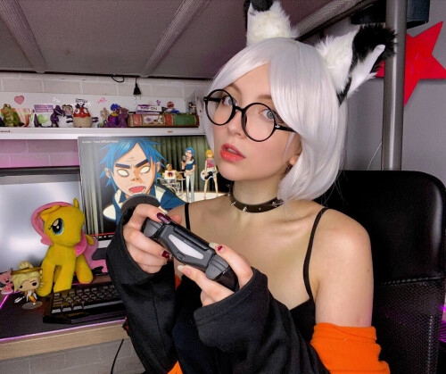 Gamer Girl 6f07d0a631781015a
