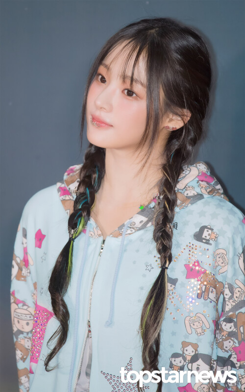 Gauvogpb0AAfVEJ3e66aa1a2ee8da27