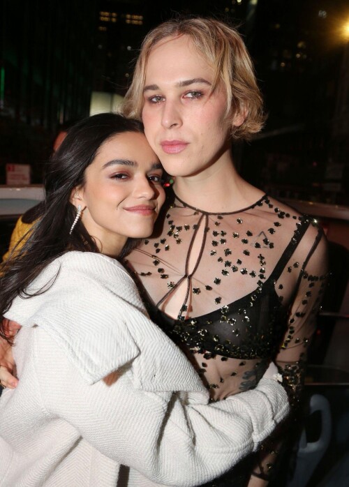 Gav82HZWIAkMGdG1231d366b2415c49