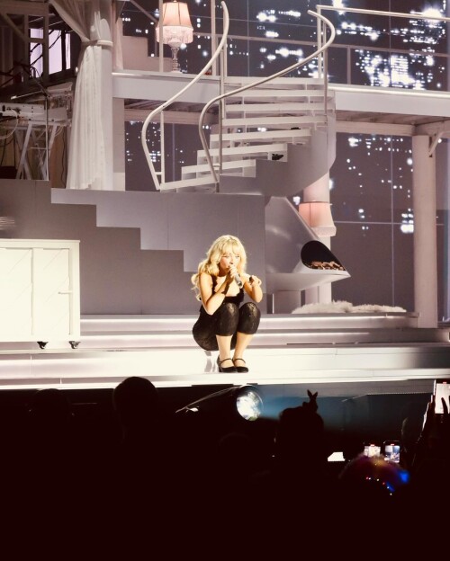 GcINaT1X0AEyAIR08cc93539c89ee59