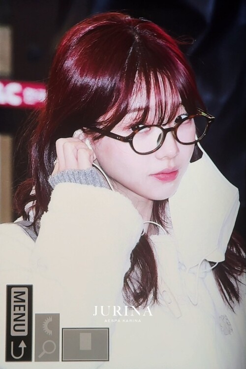 Gd1NgeiWgAAusaja75458ec38f94ac7