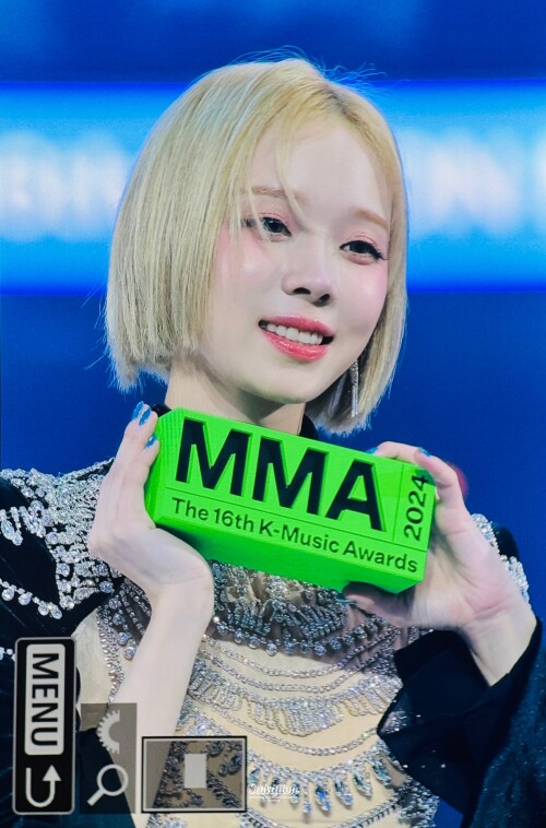 Gdoz PiXUAEFfBT302b7f7667ae9159