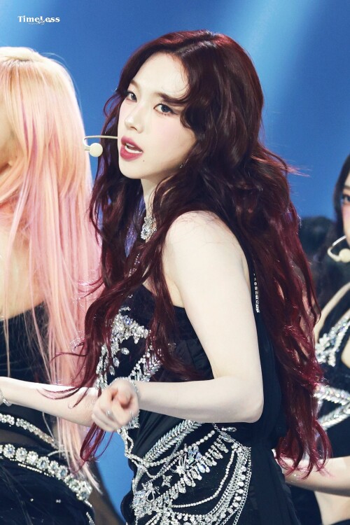 GdrK120XQAE43LB7f1369f3bccfc924