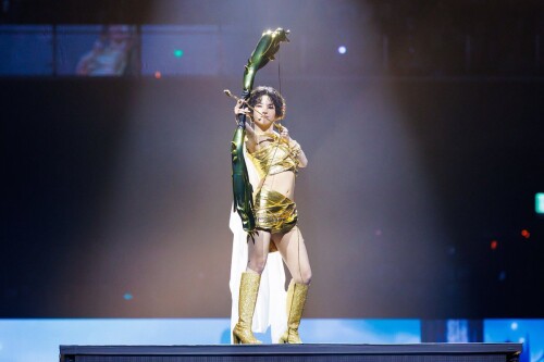 Gds92YsXcAAaDtU1c75a81b851deba1