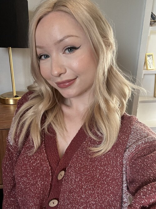 Gdv5CRXW8AArF f00050d3261a49fc8