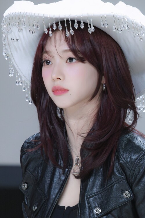 Gdz4kdSaAAAIb0R6fb6652219284e7f