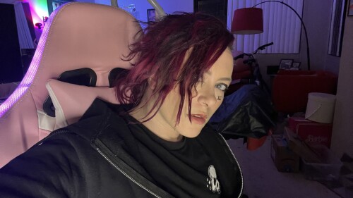 Ge6EJelbcAAFNxd9b1d7896b512f732