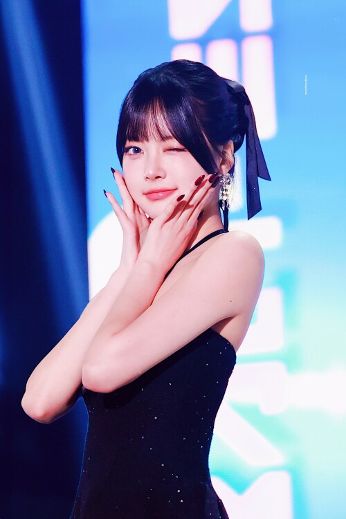 Ge7BcrEasAE xe4259ab7fac783fdd