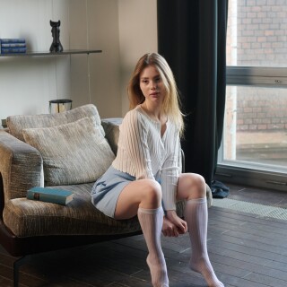 GeneOryx.Hot.Alice.in.Steel.studio.006-Customccf9cde4f0e40773