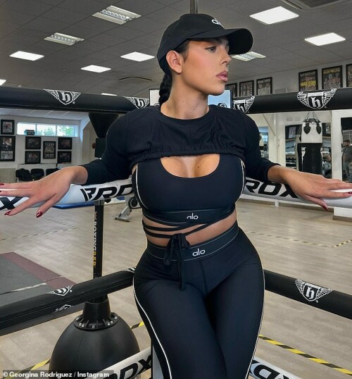 Georgina Rodriguez puts on a busty display in a blacks