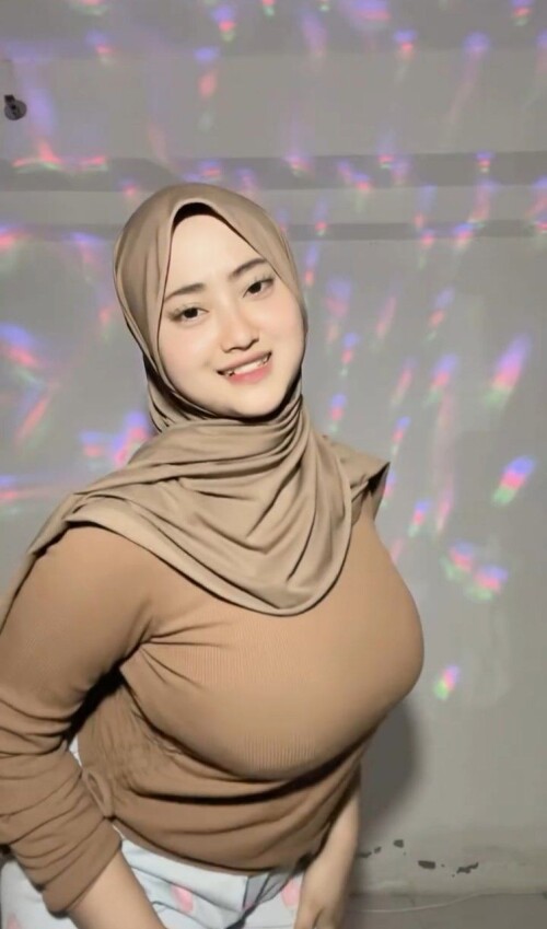 Gg3luC5aMAAnuC3.jpg large94676dadb19a35d0