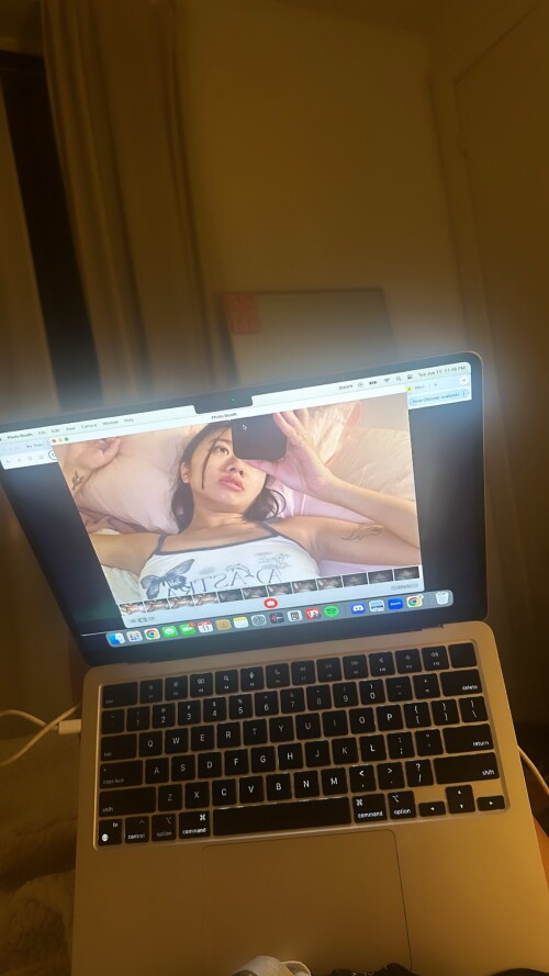 GgQ 4VeW4AAOCLZaa2a1d195b930878