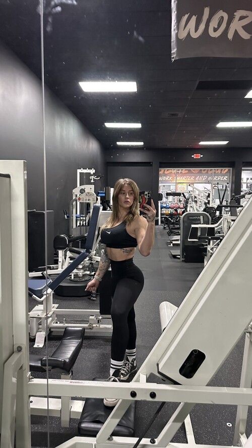 Gg kNXYWQAAkFtg1c2feec757f531e5