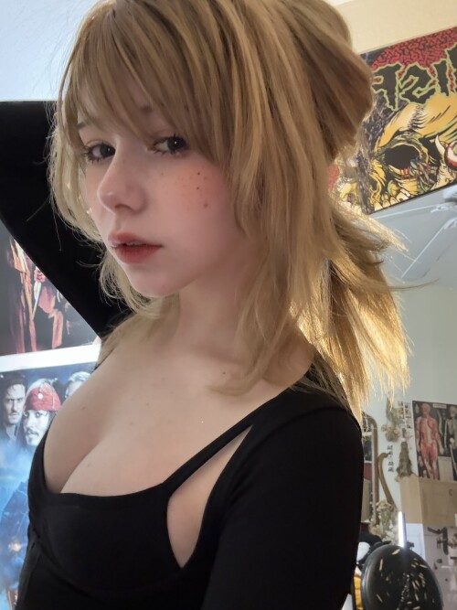 GhoUEavXYAA2F7B382e1b16595adf4a