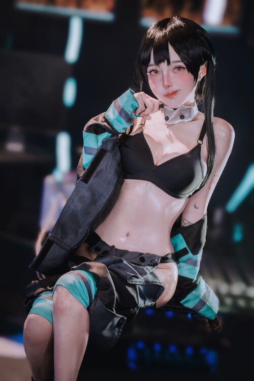 GhocFpAaEAA0YGK949b91a7a90e87f4