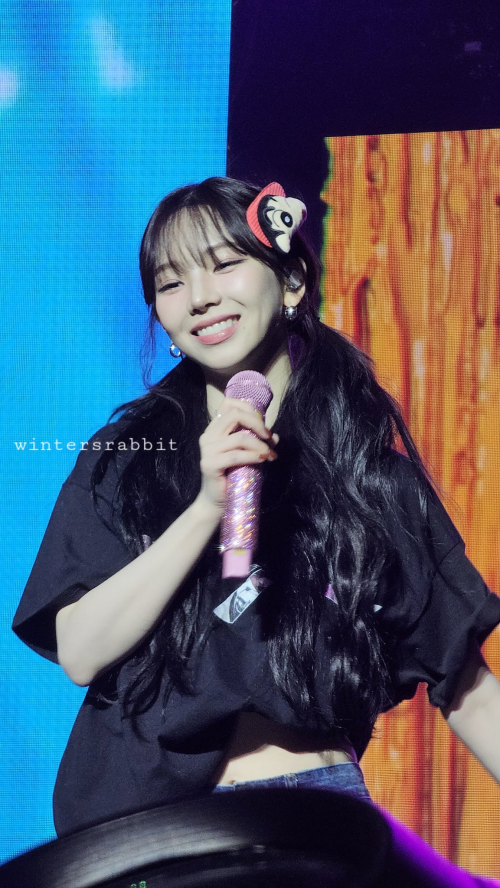 Gic63xFbcAAnREJff22acfc7bfb3ac3