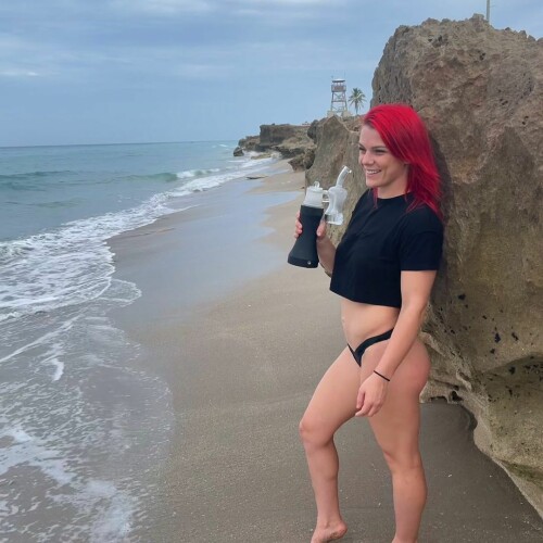 Gillian Robertson Feet 6080464