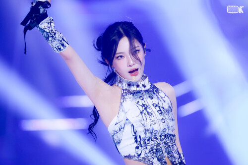 GjbZkUebIAAvlH 656a4ccd1f575548