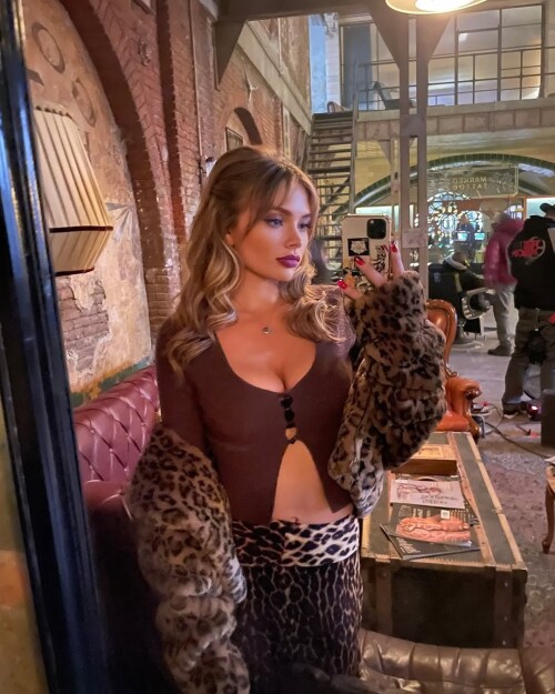 GjfwT76bUAAdoI 5fce3dc2f1634d09