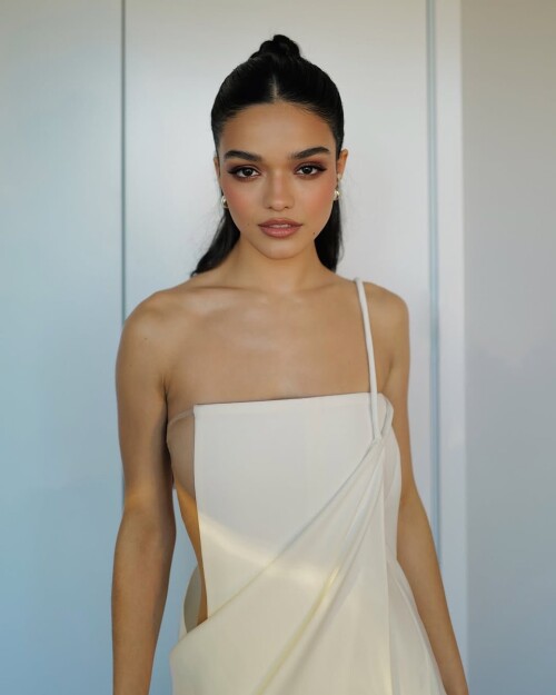 Gjg49wVW8AAoLEw91e761a75d161665