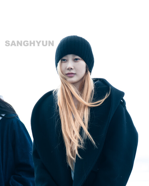 Gk7Rog8bAAAzB i6f17d8029d9e575b