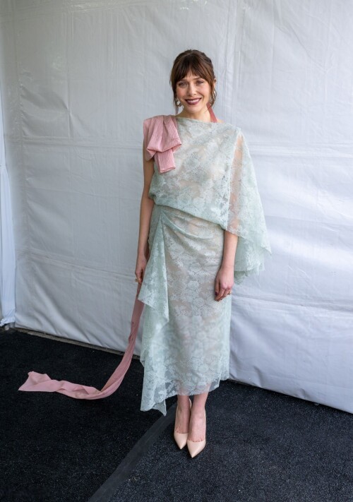 GkbaYBAWsAAcWvVa5dcf625afad7a4e