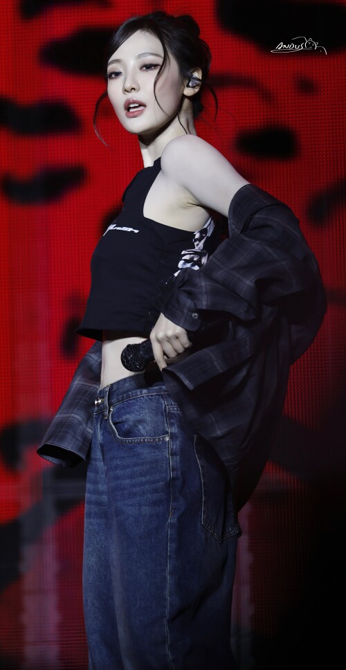 GlW5VMWbIAA9Vcuab25817652db8284