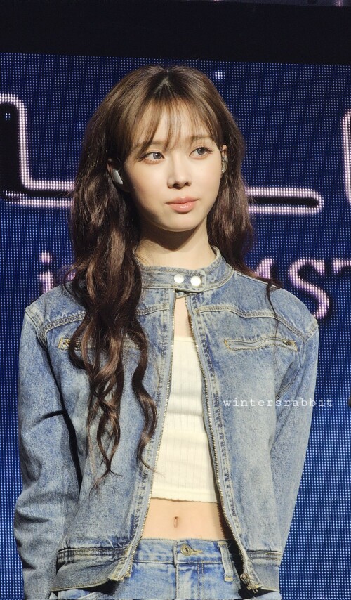 GlX KX1WkAAOsoE988ac0d0d8dbd69d