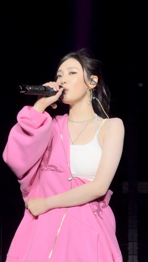 GlZikIGWcAAO8Refe5b0be5f64f8155