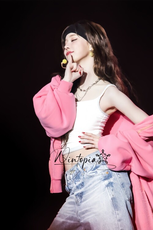 GlbgwYjXkAAIeN094efc18c7b351a02