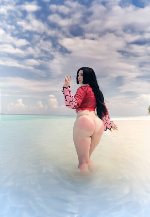 GletvUdXIAAT5W8a1b98840226553ee