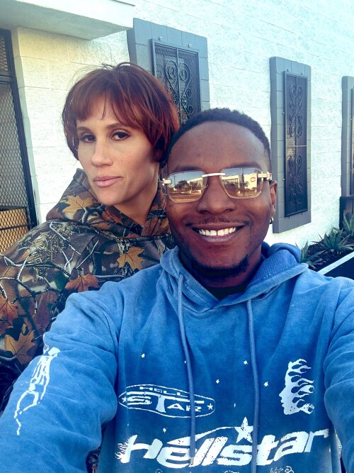 Glfhr40XYAA4Hnjad95610197b6d2a6