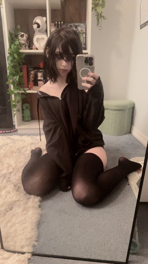 GlpGu4BXkAAWaV7b26f8d53ba555352